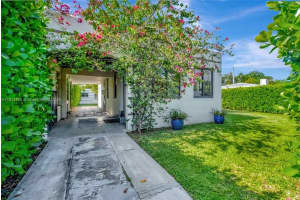2763 NW 3rd St, Miami, FL 33125, Sold 08/25/25