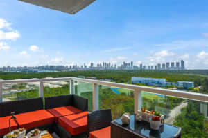 15051 Royal Oaks Ln APT 2101, North Miami, FL 33181, Sold 08/01/25