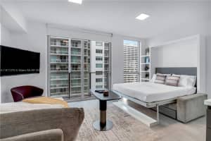 227 NE 2nd St, Miami, FL 33132, Sold 07/08/25