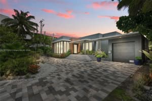 1845 Ne 124th St, North Miami