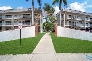 270 Layne Blvd APT 307, Hallandale Beach, FL 33009, - MLS#A11811323