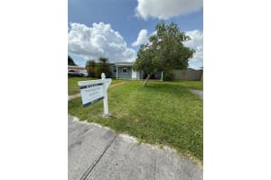 11412 Sw 42nd St Miami, FL 33165 - MLS#A11811337