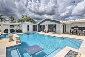 8031 W 14th Ct, Hialeah