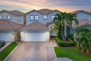 8753 SW 3rd Ln, Miami, FL 33174, Sold 09/03/25