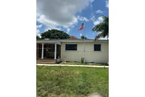 127 NW 14th St, Homestead, FL 33030, - MLS#A11811391