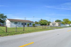 3420 NW 215th St, Miami Gardens, FL 33056, - MLS#A11811395