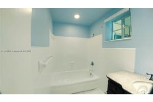 462 Golden Isles Dr 205 Hallandale Beach, FL 33009 - MLS#A11811403