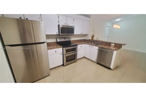 10125 W Sunrise Blvd APT 304, Plantation, FL 33322, - MLS#A11811437