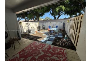 10428 Nw 3rd St Pembroke Pines, FL 33026 - MLS#A11811521