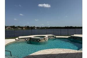 1418 Lantana Dr, Weston