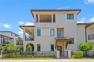 8338 NW 45th St, Doral, FL 33166, - MLS#A11811597