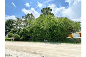 1225 Sw 12th Ct Sw Vero Beach, FL 32962 - MLS#A11811680