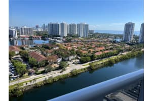 3625 N Country Club Dr 2310, Aventura
