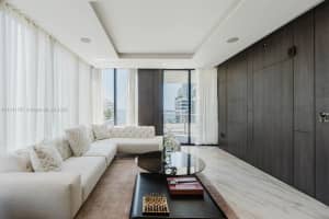 1010 Brickell Ave 1501, Miami
