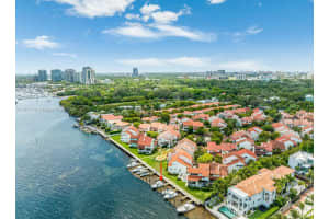 2000 S Bayshore Dr Miami, FL 33133 - MLS#A11811718