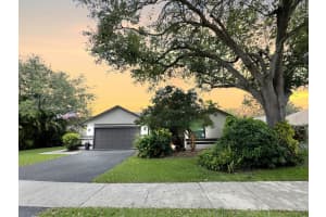 5816 SW 89th Way, Cooper City, FL 33328, Sold 08/19/25