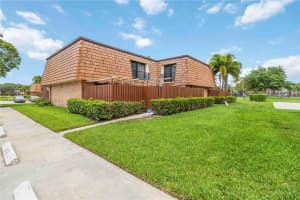 3003 30th Ln, Greenacres, FL 33463, Sold 10/17/25