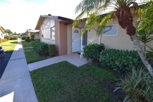 2862 Crosley Dr W APT C, West Palm Beach, FL 33415, - MLS#A11811906