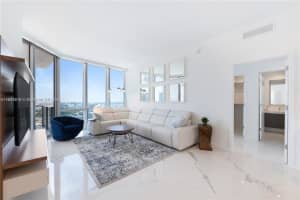 851 Ne 1st Ave 3308, Miami
