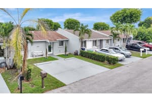 5651 SW 139th Pl, Miami, FL 33183, Sold 08/25/25