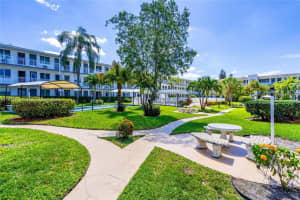 15600 NE 6th Ave APT 33A, Miami, FL 33162, Sold 08/20/25