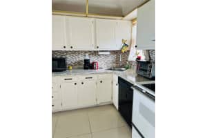 8900 Washington St Apartment 409, Pembroke Pines, FL 33025, - MLS#A11812099