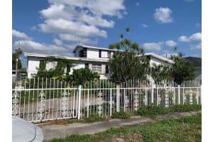 13930 Van Buren St, Miami
