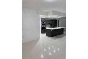 7751 Nw 107th Ave 215 Doral, FL 33178 - MLS#A11812135