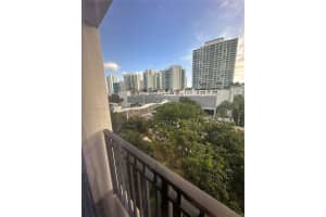 16909 N Bay Road 612, Sunny Isles Beach