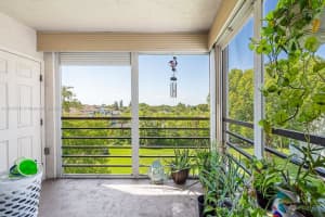9235 Sw 8th St 502, Boca Raton