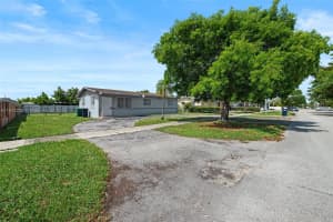 10721 SW 64th St, Miami, FL 33173, Sold 06/27/25