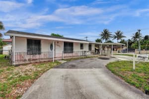 19601 NW 47th Ave, Miami Gardens, FL 33055, Sold 07/22/25