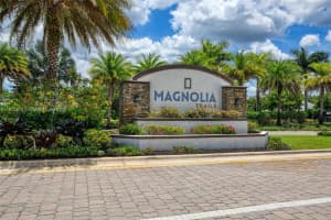 6489 N Anise Ct, Davie
