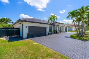 15760 SW 45th St, Miami, FL 33185, Sold 08/14/25