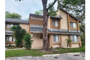 52 Wimbledon Lakes Dr #200, Plantation, FL 33324, - MLS#A11812314