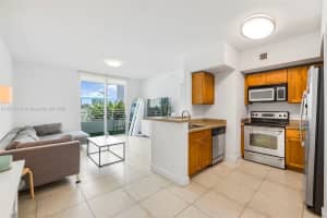 1723 Sw 2nd Ave 502, Miami