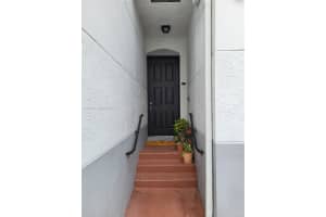 721 SW 148th Ave APT 310, Davie, FL 33325, Sold 08/06/25