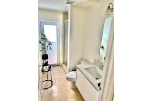 10450 NW 69th Terrace, Doral, FL 33178, Sold 07/28/25