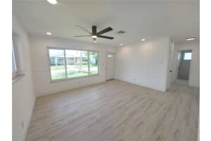 4579 Nw 16th Way Tamarac, FL 33309 - MLS#A11812377