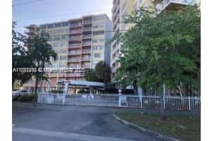 2025 NE 164th St APT 315, North Miami Beach, FL 33162, - MLS#A11812412