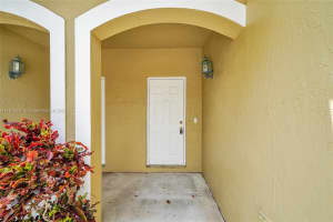 12106 SW 2nd St, Pembroke Pines, FL 33025, Sold 08/05/25