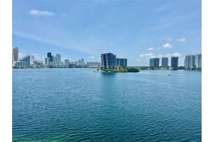 3530 Mystic Pointe Dr 601, Aventura