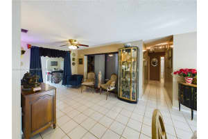 10221 Sw 50th Ct Cooper City, FL 33328 - MLS#A11812444