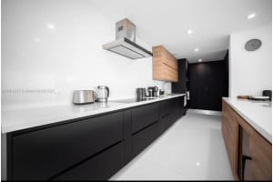 5600 Collins Ave APT 14K, Miami Beach, FL 33140, - MLS#A11812477