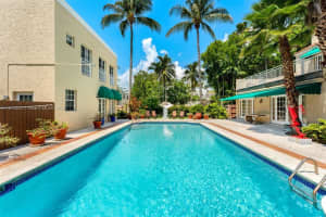 1870 S Bayshore Dr, Miami