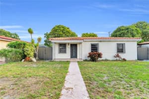 775 E 8th St, Hialeah, FL 33010, Sold 07/17/25