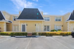1006 Ne 24th Ave 190, Hallandale Beach
