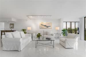 16300 Golf Club Rd APT 411, Weston, FL 33326, - MLS#A11812826
