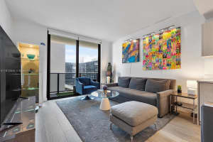 55 SW 9th St Apt 1510, Miami, FL 33130, - MLS#A11812848