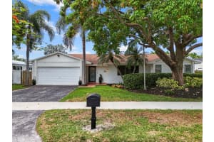8041 Sw 197th Ter, Cutler Bay